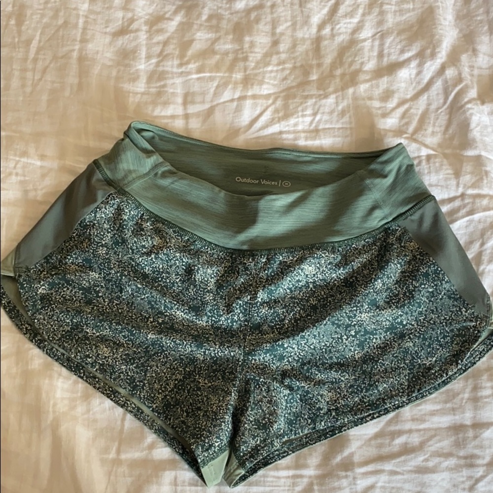 Outdoor voices Hudson shorts